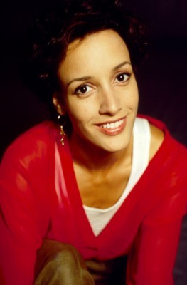 Jennifer-Beals-picture-Z1G100144_b.jpg